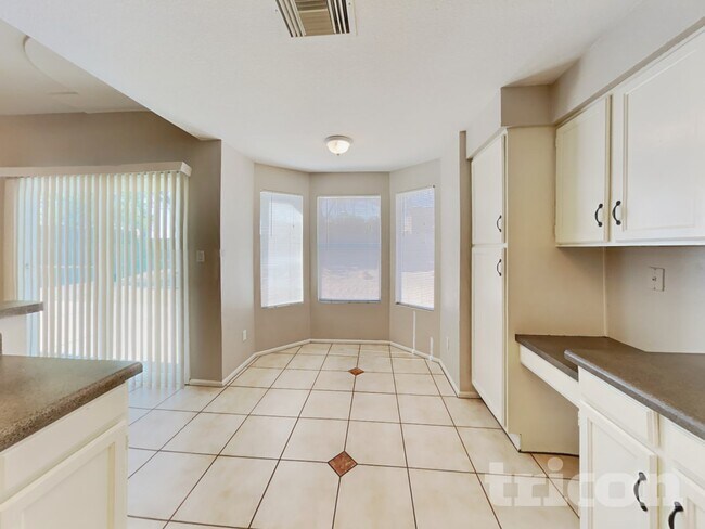 Foto del edificio - 5214 E Fountain St