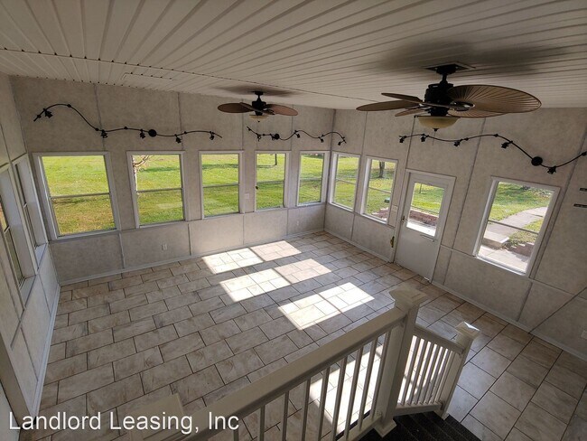 Building Photo - 3 br, 2 bath House - 9017 Murray Ridge Road