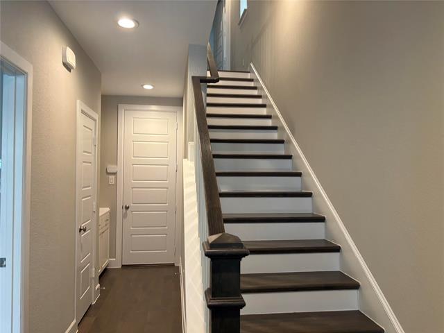 Building Photo - 1352 Branchwood Pl