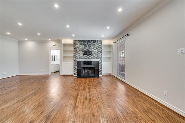 Building Photo - 3208 Cole Ave