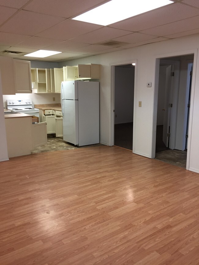 1308 W Choctaw St Unit 3, Tahlequah, OK 74464 Apartment for Rent in