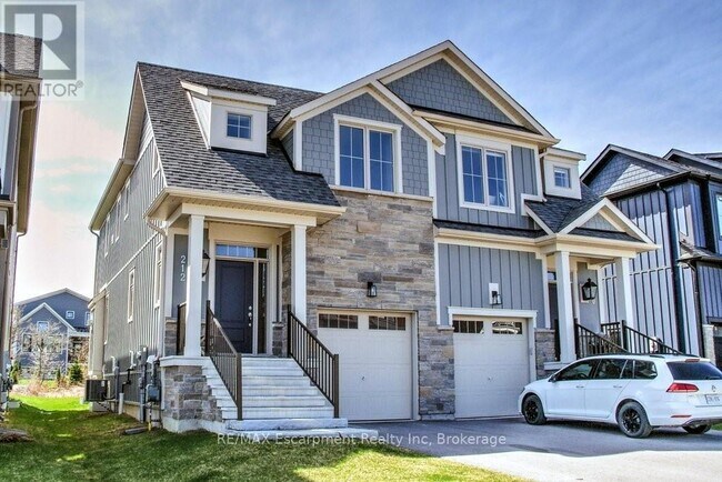 Building Photo - 212 Courtland St