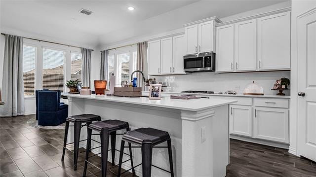 Building Photo - 10166 Sovereign Dr
