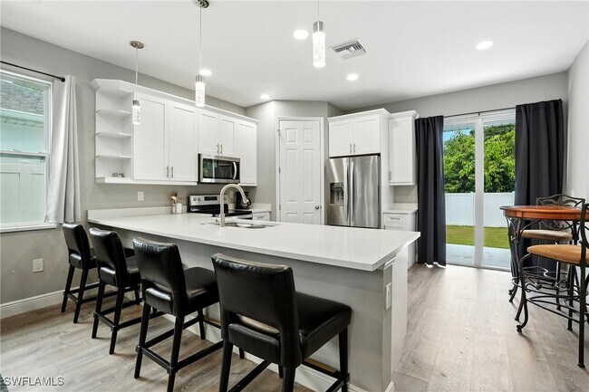 Foto del edificio - 10140 Carolina St