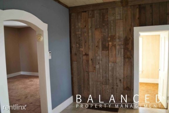 Foto del edificio - 1 br, 1 bath House - 5121 NE Meriden Rd