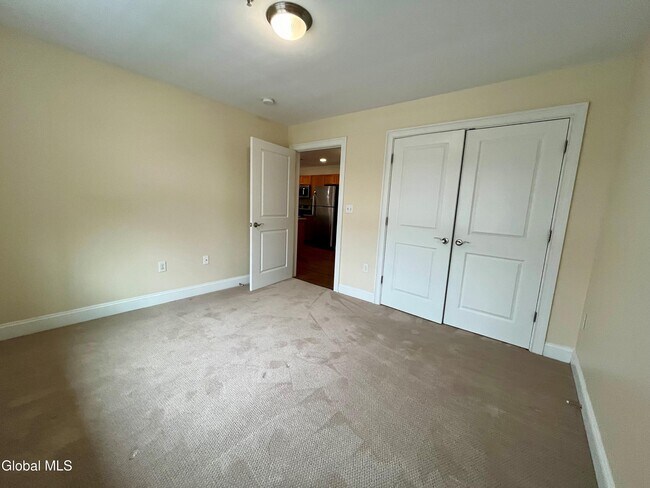 Building Photo - 60 Weibel Ave