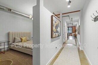 Building Photo - 815 Porter St