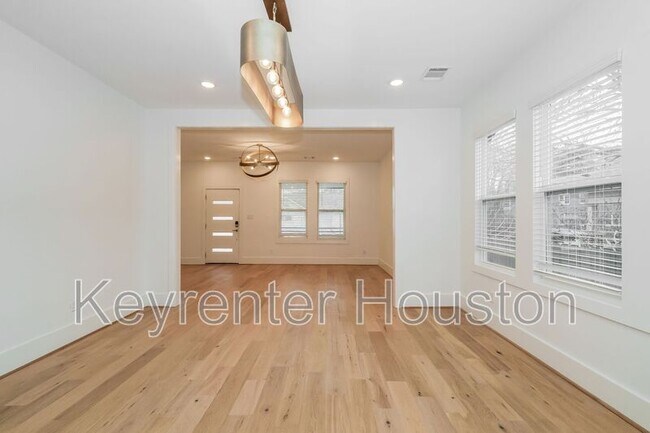 Foto del edificio - 231 Grace St