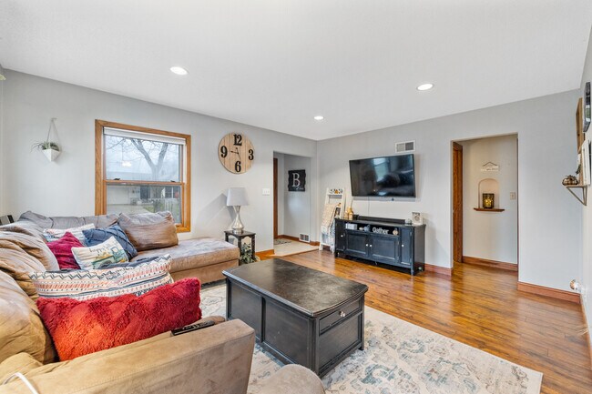 Living Room - 633 Midland Ave