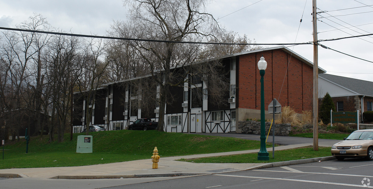 Primary Photo - Genesee West Apartments