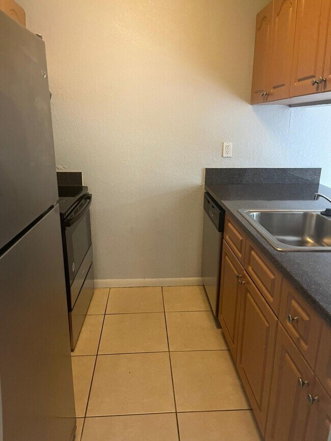 Foto del edificio - 6053 10th Ave N