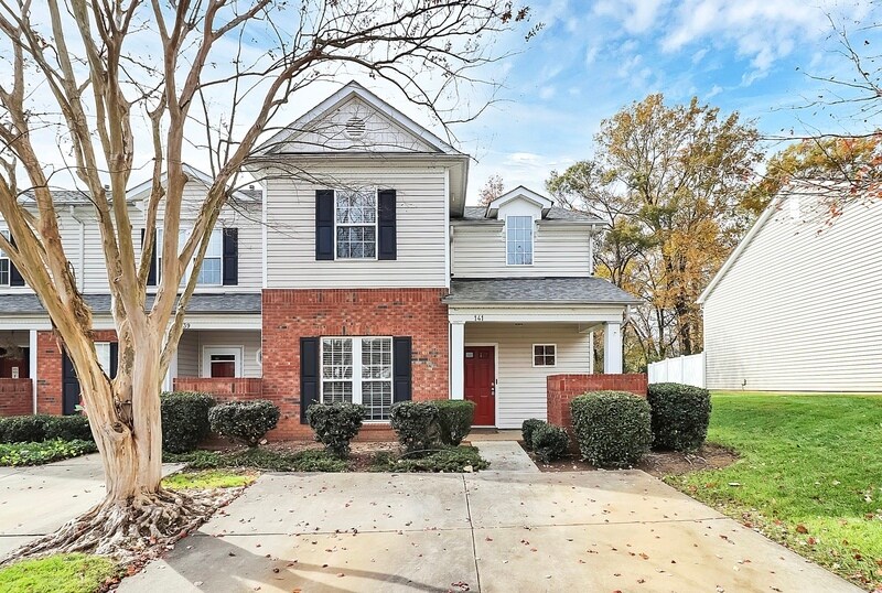 Foto principal - 141 Ross Moore Ave