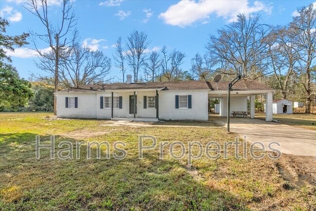 Building Photo - 185 Weiss Bluff Rd
