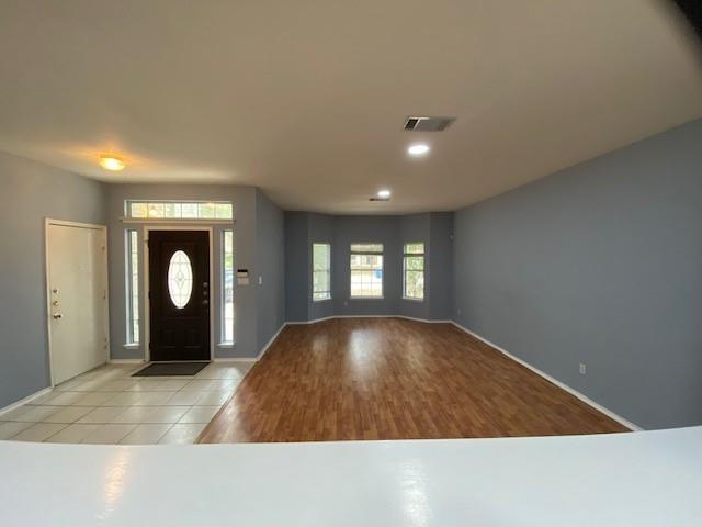 Foto del edificio - 2533 Lavendale Ct