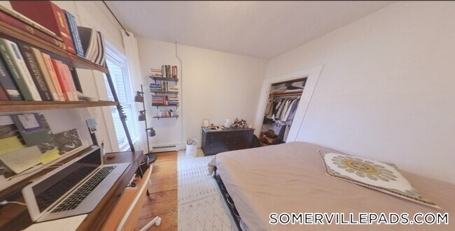 Building Photo - 339 Beacon St