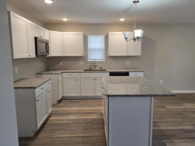 Foto del edificio - 4111 W 57th St