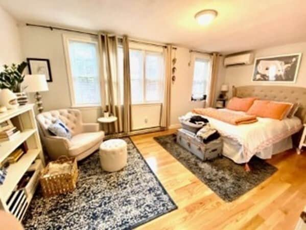 Foto del edificio - 14 Edgerly Pl