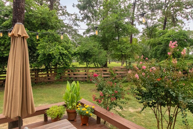 Foto del edificio - 3960 Youngs Rd