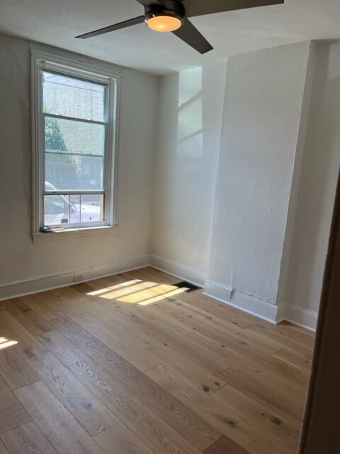 Building Photo - 2838 Mercer Street