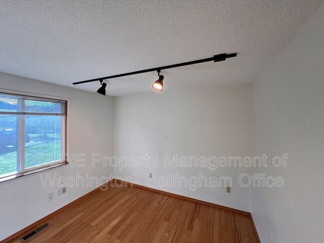 Building Photo - 1315 22nd St