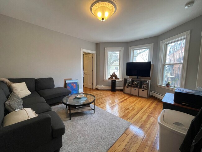 Foto del edificio - 22-24 Highland Ave