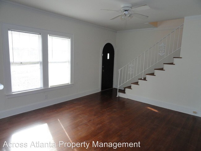 Foto del edificio - 1065 Deckner Ave SW