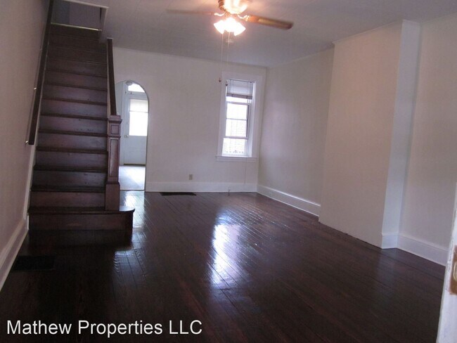 Building Photo - 3 br, 1 bath House - 631 Lake St.