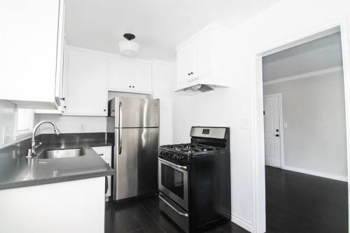 Foto del edificio - 305 Coronado Ave