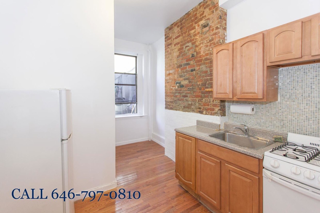 Primary Photo - 105 North 7th Street