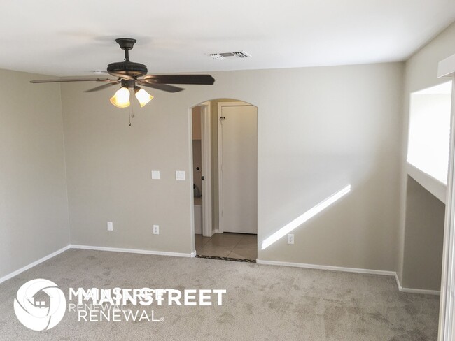 Building Photo - 9625 W Sunnyslope Ln