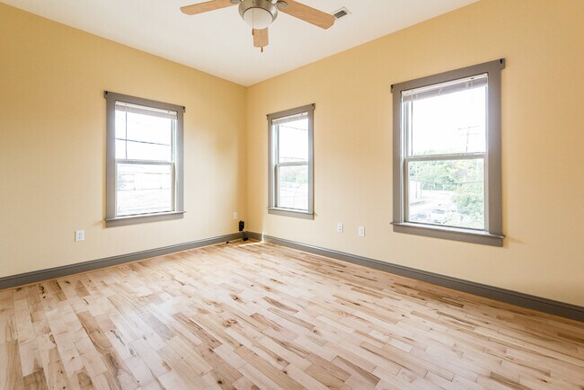 Building Photo - 1323 McDonough St
