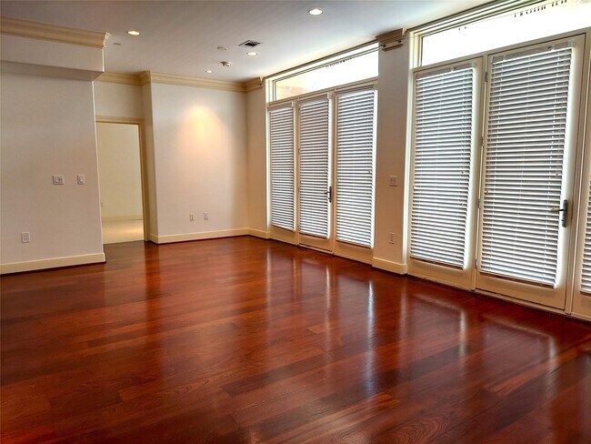 Foto del edificio - 1419 Montrose Blvd
