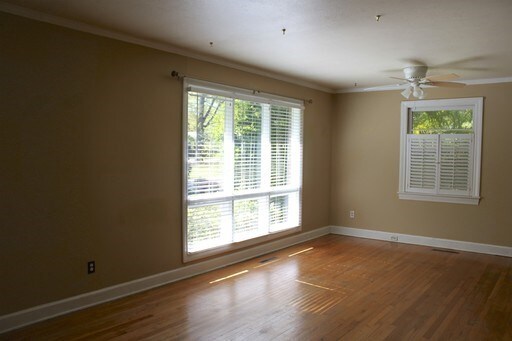 Building Photo - 341 Orangeburg St SE