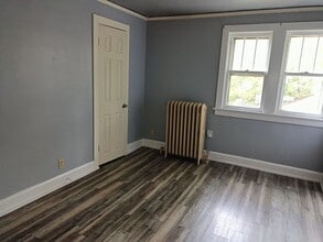 Building Photo - 2254 N 67th St