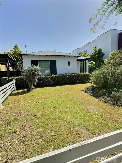 Foto del edificio - 3484 Ashwood Ave