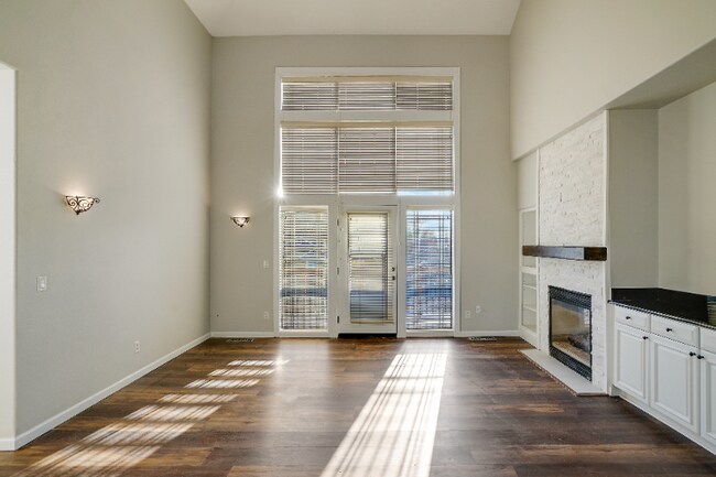 Foto del edificio - 1320 West Meadows Dr NW