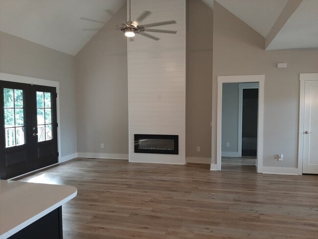 Building Photo - 1171 Melvin Dr