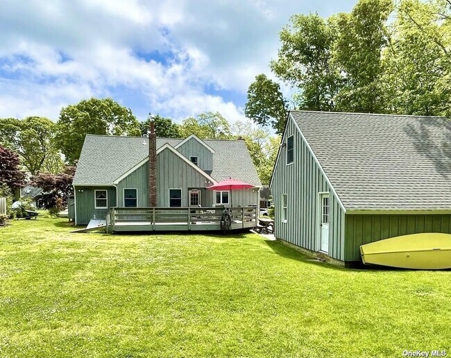 Building Photo - 825 Oak Dr