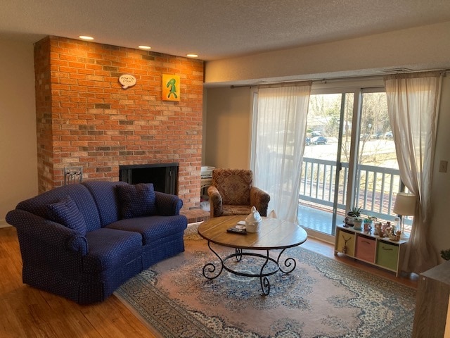 Spacious living area! - 2141 Baseline Rd