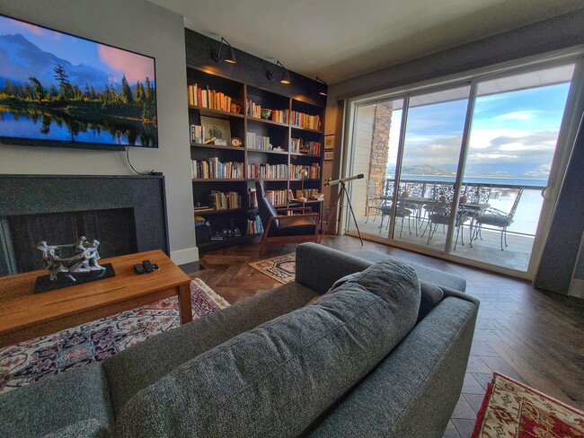 Foto del edificio - 402 Sandpoint Ave