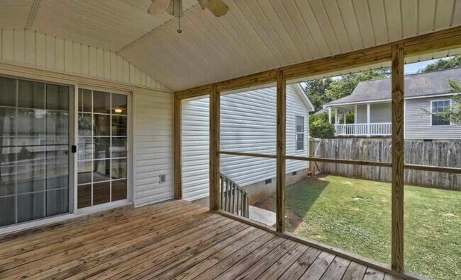 terraza trasera - 210 Seven Pines Ct