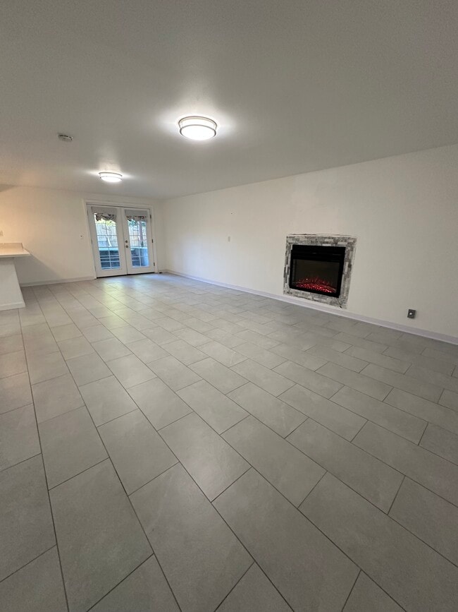 Building Photo - 20803 124th Ave SE