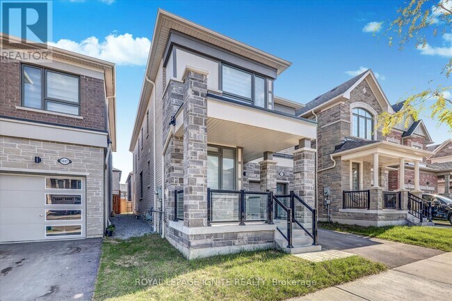 Photo du bâtiment - 1405 Longspur Trl