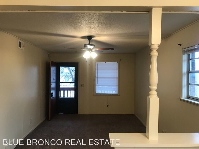 Foto del edificio - 3508-3510 S Lynn St