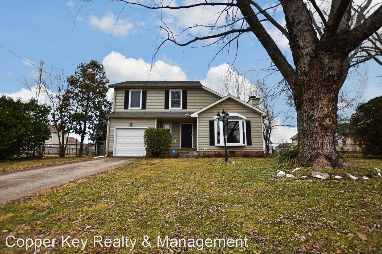 Primary Photo - 3 br, 2.5 bath House - 805 Mallard Court