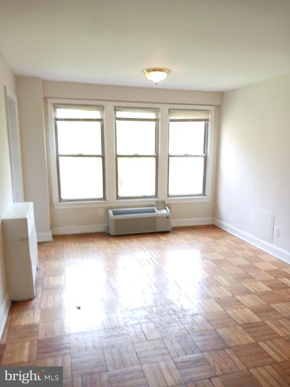 Foto del edificio - 2500 Q St NW