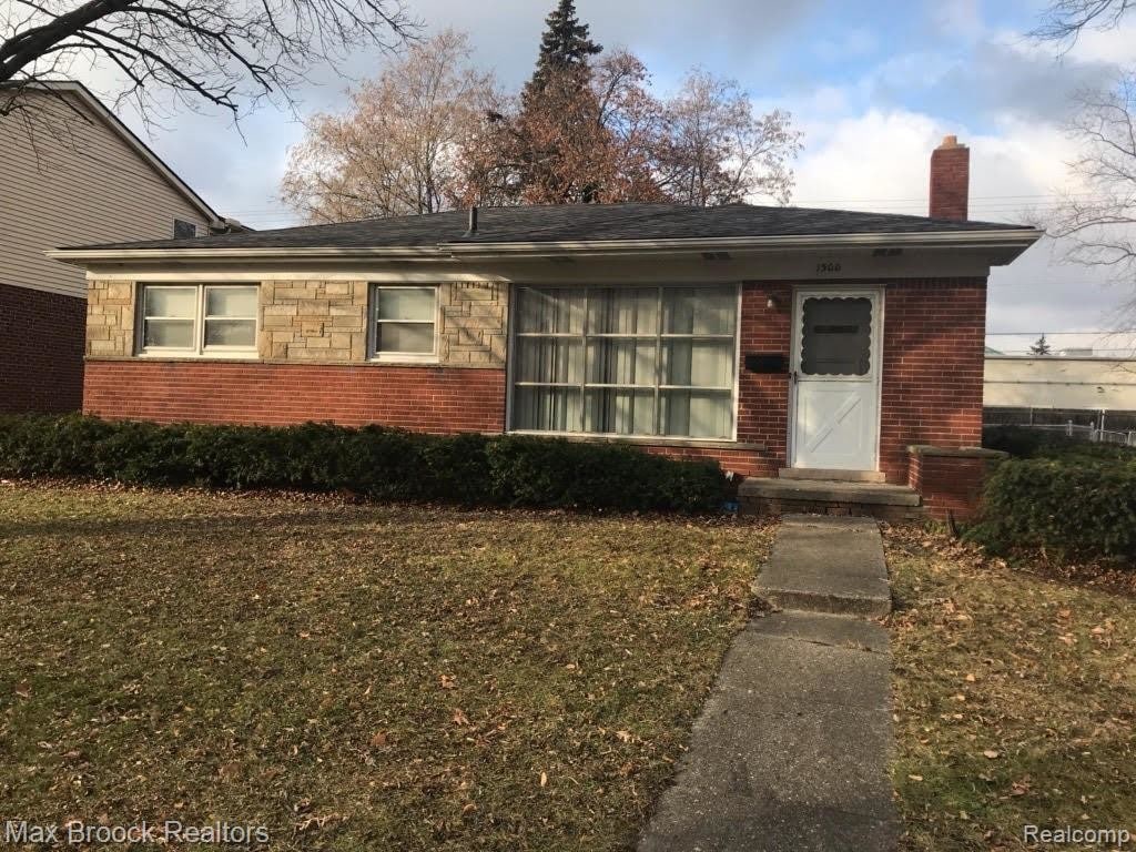 Primary Photo - 1300 Haynes St