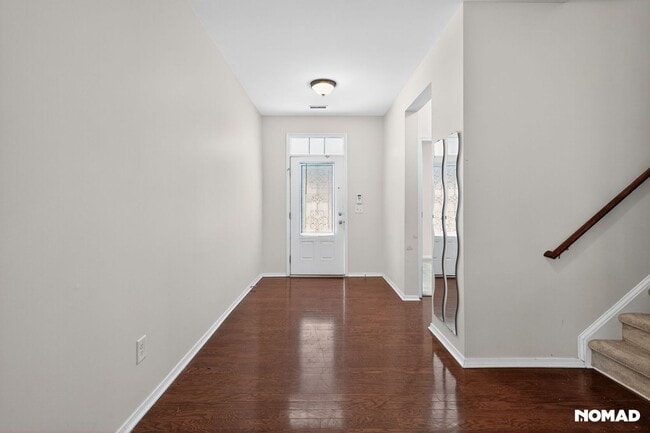 Foto del edificio - 241 Seymour Pl