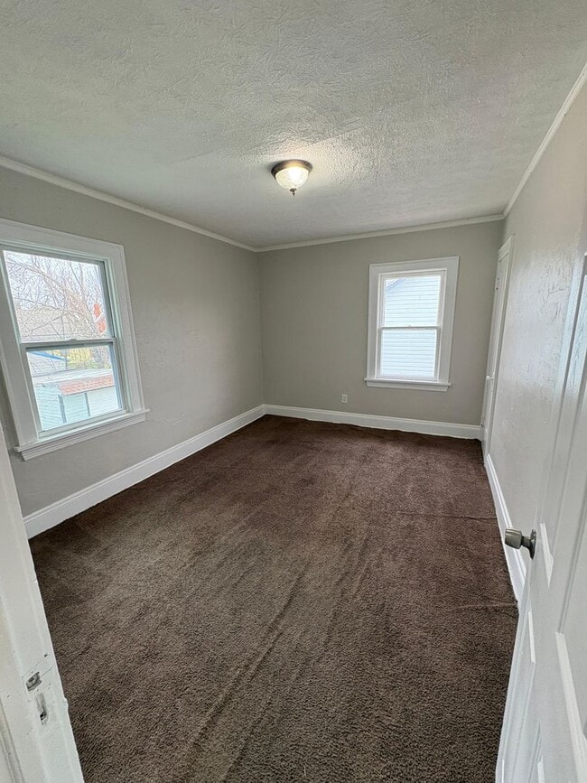 Building Photo - Your Cozy 3-Bedroom Home in Garfield Heights