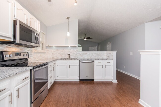 Building Photo - 2649 Buck Ln